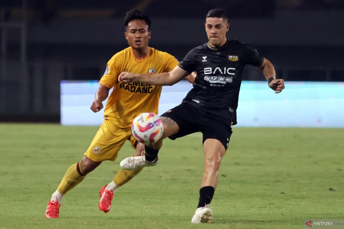 Alexis Messidoro Siapkan Mental Sebelum Pertandingan Melawan Persis Solo