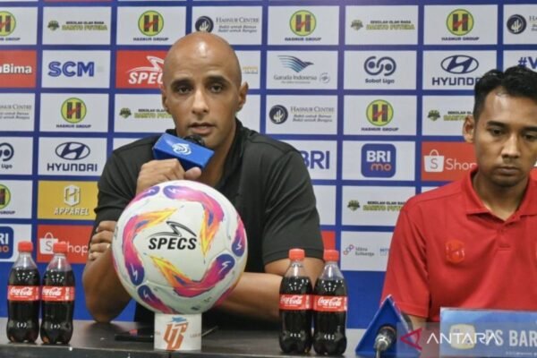 Tetap Semangat: Vitor Motovasi Barito Putera Meski Harapan Bertahan di Liga 1 Tipis Tetap Semangat: Vitor Motovasi Barito Putera Meski Harapan Bertahan di Liga 1 Tipis