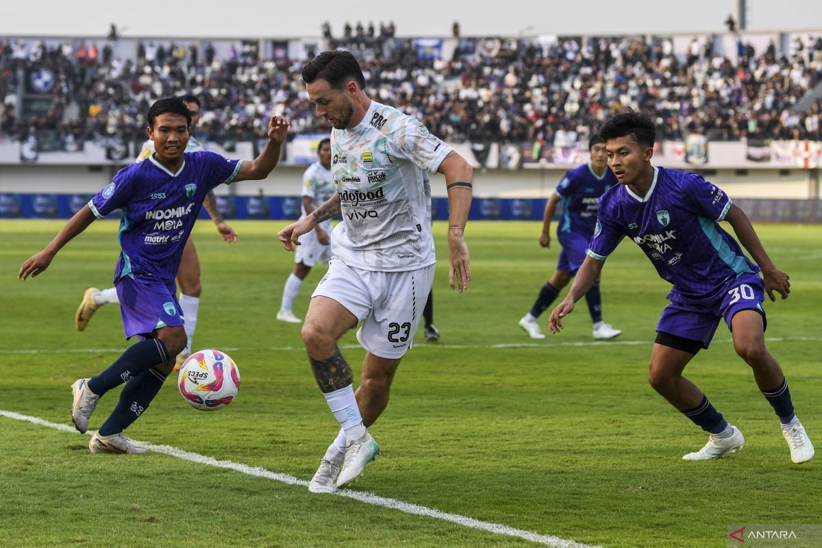 Lefundes: Persita Tangerang Berhak Mendapat Kemenangan Melawan Persib