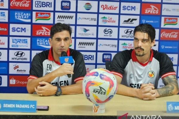 Almeida Bertekad Curi Tiga Poin dari Markas Persija Almeida Bertekad Curi Tiga Poin dari Markas Persija