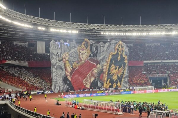 Here are some alternative titles for “Koreografi Berhias Tifo Pendekar Wayang Warnai Laga Indonesia vs China”:
1. “Koreografi Tifo Wayang: Memukau Pertandingan Indonesia vs China”
2. “Menghidupkan Semangat: Tifo Pendekar Wayang di Pertarungan Indonesia vs China”
3. “Seni Tifo: Menggambarkan Cerita Pendekar Wayang dalam Duel Indonesia vs China”
4. “Harmoni Warna: Tifo Pendekar Wayang di Laga Indonesia versus China”
5. “Meriahkan Pertandingan: Tifo Wayang dan Semangat Pertarungan Indonesia vs China”
6. “Tari Tifo Pendekar: Menggugah Semangat di Laga Indonesia vs China”
7. “Karya Seni Tifo: Memperindah Duel Antara Indonesia dan China”
8. “Elegi Tifo: Menyatu dengan Semangat Pendekar Wayang dalam Pertandingan Indonesia vs China”
9. “Ruang Seni di Lapangan: Tifo Pendekar Wayang dalam Pertarungan Indonesia vs China”
10. “Menggugah Jiwa: Tifo Pendekar Wayang di Arena Indonesia vs China”
Feel free to mix and match ideas from these options! Here are some alternative titles for "Koreografi Berhias Tifo Pendekar Wayang Warnai Laga Indonesia vs China":
1. "Koreografi Tifo Wayang: Memukau Pertandingan Indonesia vs China"
2. "Menghidupkan Semangat: Tifo Pendekar Wayang di Pertarungan Indonesia vs China"
3. "Seni Tifo: Menggambarkan Cerita Pendekar Wayang dalam Duel Indonesia vs China"
4. "Harmoni Warna: Tifo Pendekar Wayang di Laga Indonesia versus China"
5. "Meriahkan Pertandingan: Tifo Wayang dan Semangat Pertarungan Indonesia vs China"
6. "Tari Tifo Pendekar: Menggugah Semangat di Laga Indonesia vs China"
7. "Karya Seni Tifo: Memperindah Duel Antara Indonesia dan China"
8. "Elegi Tifo: Menyatu dengan Semangat Pendekar Wayang dalam Pertandingan Indonesia vs China"
9. "Ruang Seni di Lapangan: Tifo Pendekar Wayang dalam Pertarungan Indonesia vs China"
10. "Menggugah Jiwa: Tifo Pendekar Wayang di Arena Indonesia vs China"
Feel free to mix and match ideas from these options!