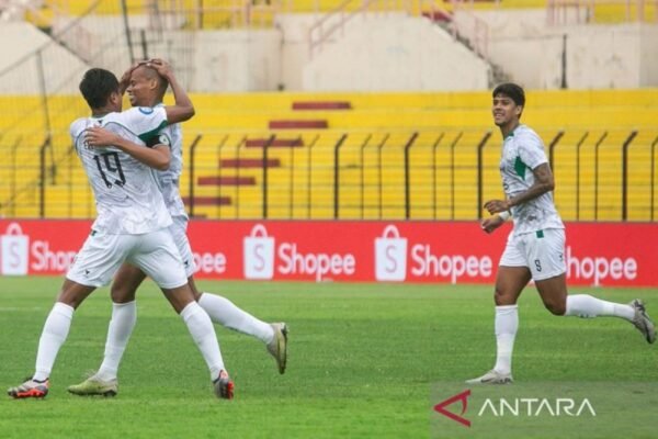 PSS Sleman Mengungkap Alasan Mempertahankan Cleberson Martins PSS Sleman Mengungkap Alasan Mempertahankan Cleberson Martins